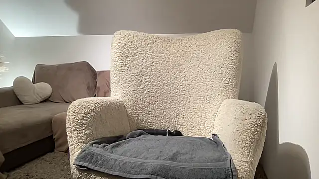 Snapshot of vani_vibez chatting on 11/03/25, 03:08 vani vibez online show from 11/03/25, 03:08