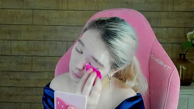 AnnaDelon online show from 10/23/25, 04:12