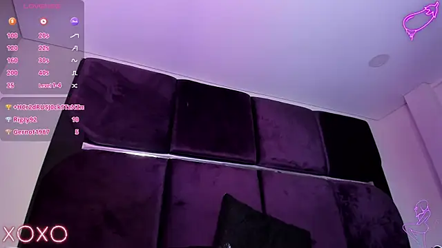 Tokio Petit online show from 10/29/25, 04:37