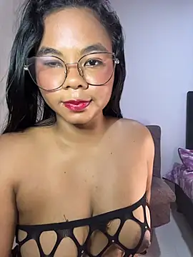 britanny-stone online show from 10/19/25, 06:58