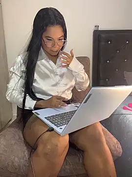 britanny-stone online show from 10/24/25, 11:56