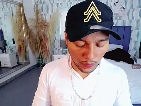 Max Rivers online show from 10/18/25, 07:14