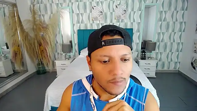 Max Rivers online show from 10/20/25, 07:14