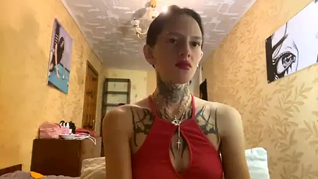 Snapshot of NamBraun chatting on 10/09/25, 05:11 NamBraun online show from 10/09/25, 05:11