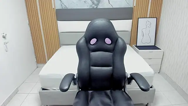 SAMANTHABENET online show from 05/12/26, 07:55