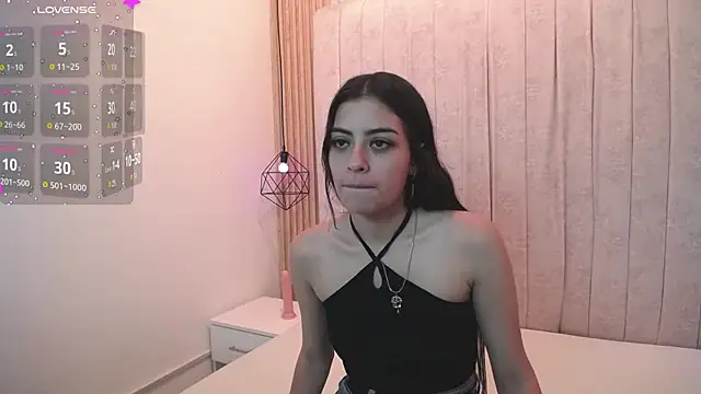 Snapshot of jakeyariana chatting on 10/22/25, 07:57 jakeyariana online show from 10/22/25, 07:57