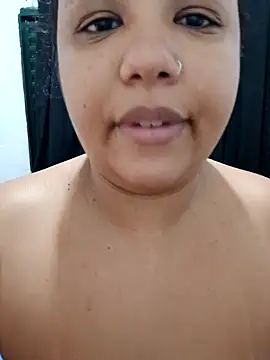 Snapshot of EggedGrowth chatting on 11/22/25, 11:09 EggedGrowth online show from 11/22/25, 11:09