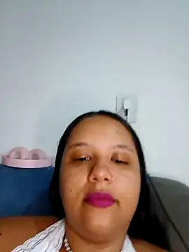 Snapshot of EggedGrowth chatting on 11/27/25, 09:28 EggedGrowth online show from 11/27/25, 09:28