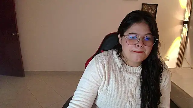 Nina Rouge7 online show from 11/11/25, 12:05