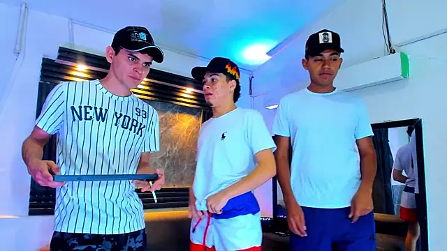 liam coleman25 online show from 11/15/25, 04:32