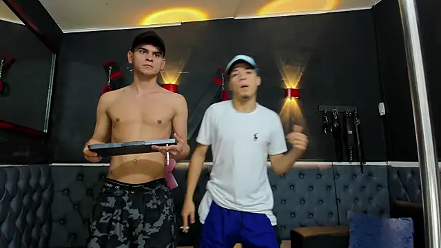 liam coleman25 online show from 11/21/25, 04:22