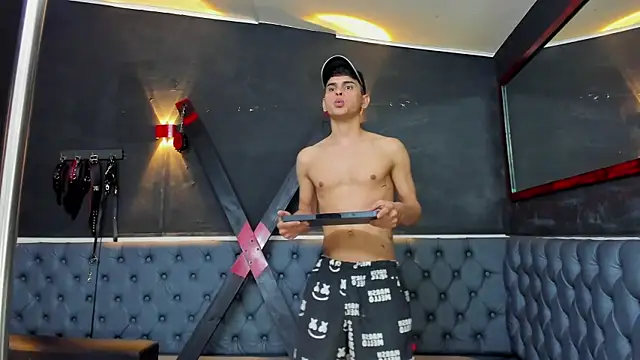 liam coleman25 online show from 11/22/25, 04:55