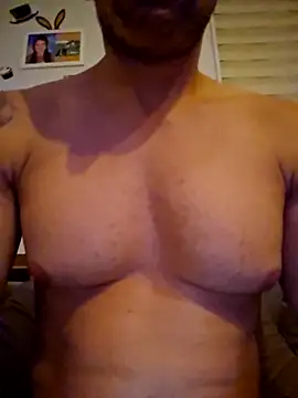 Snapshot of Ando1992 chatting on 10/20/25, 07:36 Ando1992 online show from 10/20/25, 07:36