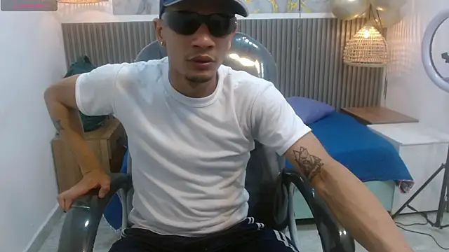 Snapshot of JackBanger_ chatting on 10/19/25, 11:49 JackBanger  online show from 10/19/25, 11:49