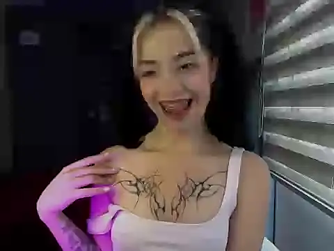 Snapshot of Kittyross chatting on 09/27/25, 08:36 Kittyross online show from 09/27/25, 08:36