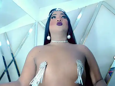 AuroraRoss online show from 10/04/25, 06:39