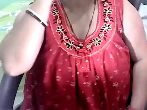 BABITA KUMARII online show from 06/11/26, 10:02