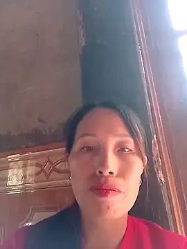 Snapshot of Sera_sexy01 chatting on 10/22/25, 06:35 Sera sexy01 online show from 10/22/25, 06:35