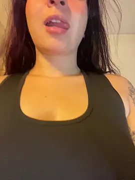 came lia1 online show from 11/13/25, 03:05