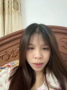 Snapshot of Hanaa07_ chatting on 12/14/25, 01:44 Hanaa07 online show from 12/14/25, 01:44