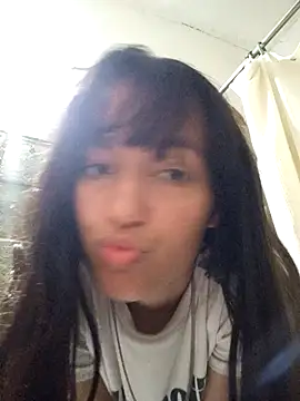 Snapshot of rooubin chatting on 09/30/25, 02:27 rooubin online show from 09/30/25, 02:27