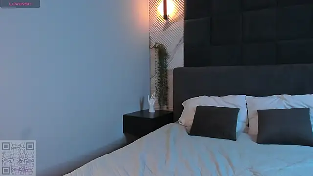 Snapshot of Michelle_Murray chatting on 12/01/25, 11:43 Michelle Murray online show from 12/01/25, 11:43