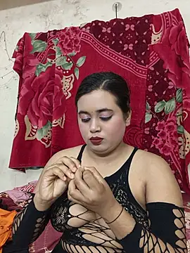Love Queen11 online show from 07/19/26, 03:49