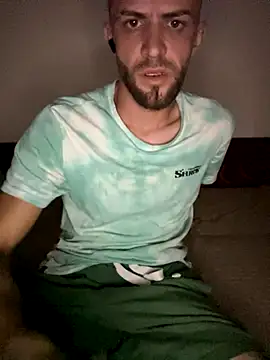 Snapshot of sexyman1936 chatting on 10/21/25, 08:42 sexyman1936 online show from 10/21/25, 08:42