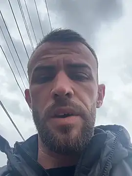 Snapshot of sexyman1936 chatting on 10/24/25, 08:33 sexyman1936 online show from 10/24/25, 08:33