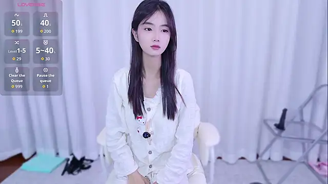 Snapshot of PUTAO_ chatting on 10/18/25, 09:54 PUTAO  online show from 10/18/25, 09:54