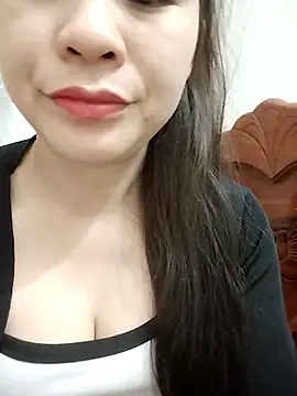 Girl Shy2000 online show from 11/15/25, 02:46