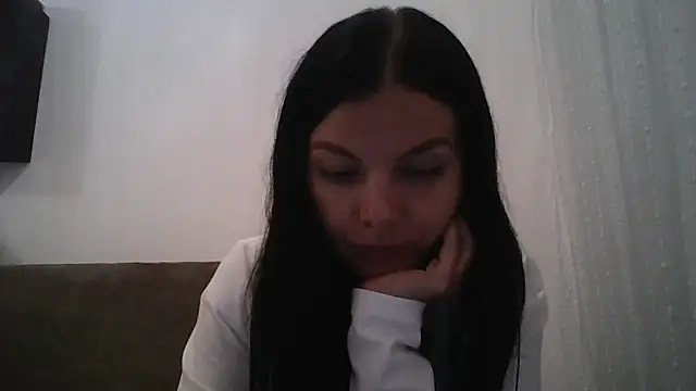 Snapshot of Lorivell chatting on 11/06/25, 06:42 Lorivell online show from 11/06/25, 06:42