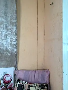 Caramel102004 online show from 10/06/25, 08:17