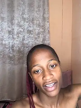 Caramel102004 online show from 10/24/25, 11:01