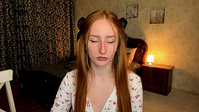 TwilightSerena online show from 09/27/25, 04:39