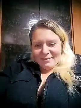 Snapshot of Fiona696 chatting on 10/01/25, 03:40 Fiona696 online show from 10/01/25, 03:40