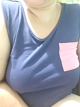 Snapshot of Kimkhaepretty chatting on 11/06/25, 02:29 Kimkhaepretty online show from 11/06/25, 02:29