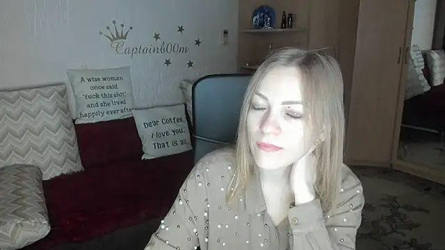 Tiffany Bates online show from 11/16/25, 03:45