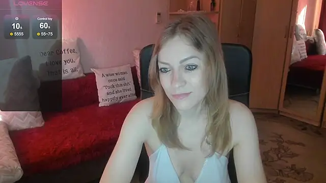 Tiffany Bates online show from 06/10/26, 03:29