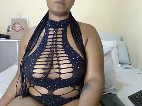 Snapshot of HORNYMELONS22xx chatting on 11/01/25, 06:32 HORNYMELONS22xx online show from 11/01/25, 06:32