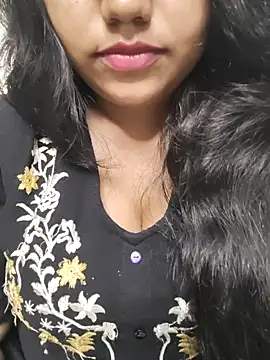 Snapshot of Miss_Rose__ chatting on 10/02/25, 04:47 Miss Rose   online show from 10/02/25, 04:47
