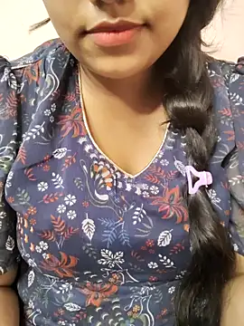 Snapshot of Miss_Rose__ chatting on 10/17/25, 04:53 Miss Rose   online show from 10/17/25, 04:53