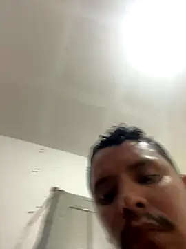 Snapshot of Franminga chatting on 10/14/25, 10:43 Franminga online show from 10/14/25, 10:43