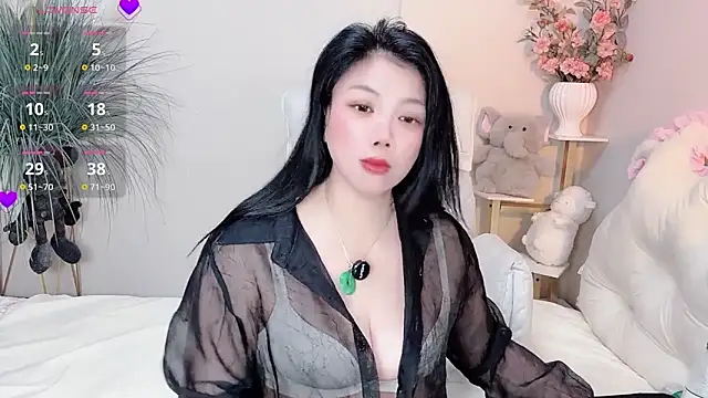 Snapshot of Huanhuan- chatting on 03/01/26, 03:58 Huanhuan- online show from 03/01/26, 03:58