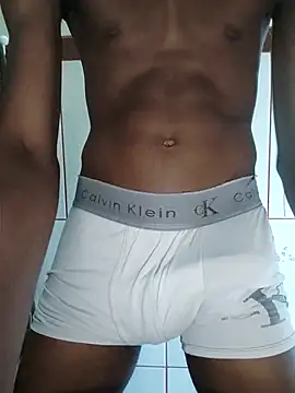 Vitor alves021 online show from 10/01/25, 04:57