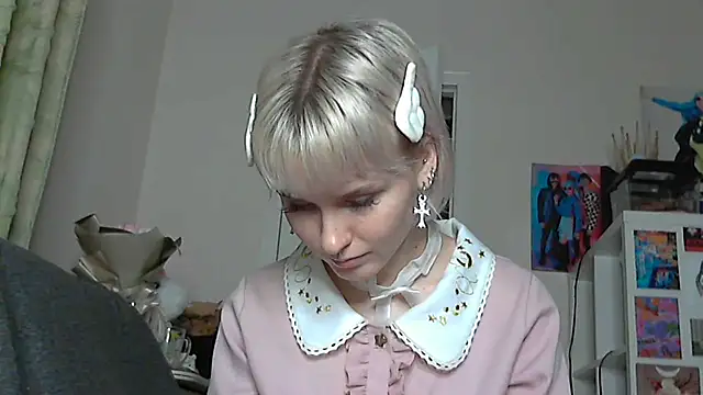 Paradoxy  online show from 12/01/25, 08:47