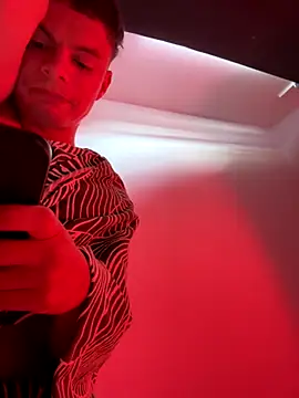 Gabrielrdsouza online show from 09/29/25, 10:53