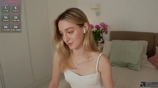 SophieBelll online show from 06/12/26, 09:19