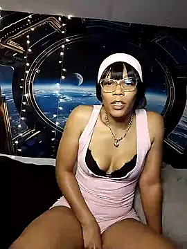 MrsToniTone online show from 11/25/25, 03:45