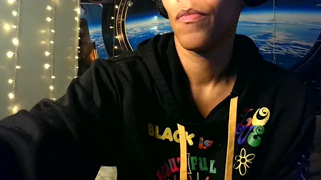 MrsToniTone online show from 12/05/25, 04:36